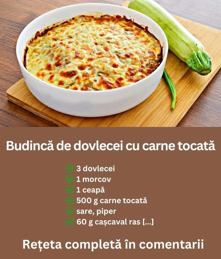 Budincă de dovlecei cu carne tocată și cașcaval la cuptor, preparat gustos.