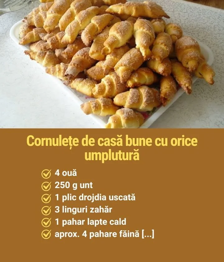 Cornulețe fragede și delicioase pe o farfurie, gata de servit.