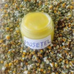 Cremă cu mușețel pentru hidratarea pielii