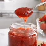 Dulceață de căpșuni cu puțin zahăr, un deliciu natural și sănătos