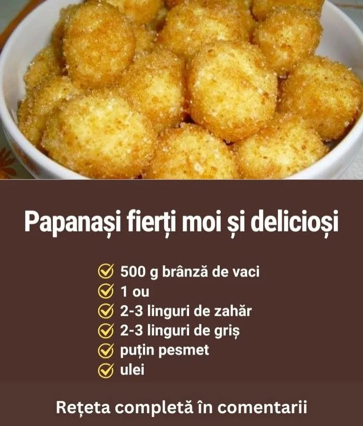 Papanasi fierti serviti cu smântână și dulceață, desert tradicional românesc.